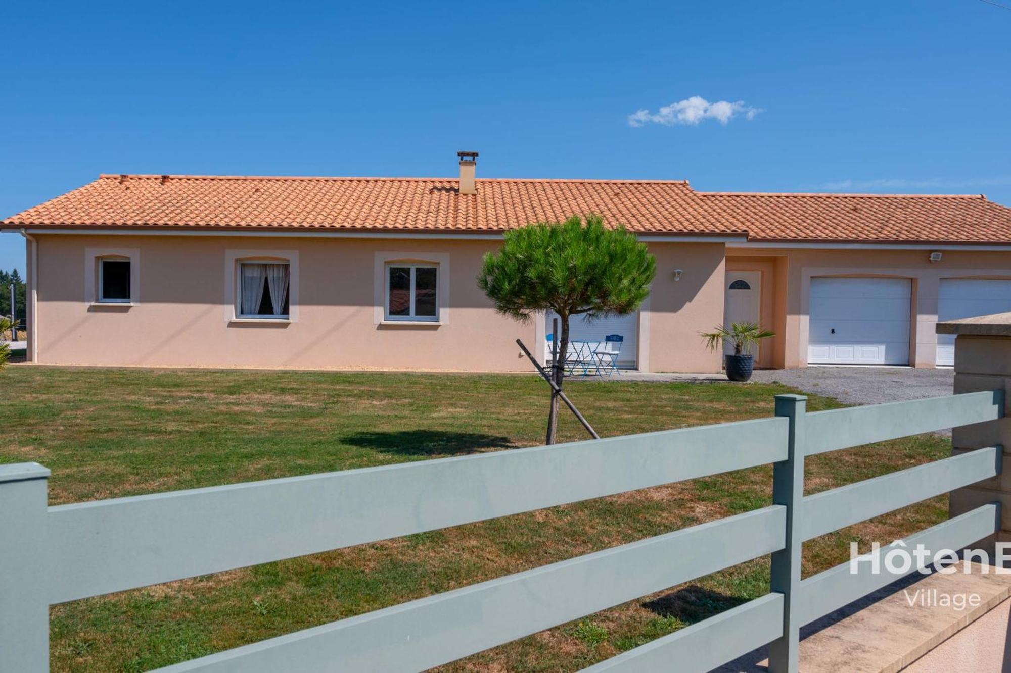 "Les Lievres" House Air-Conditioned Relaxation Oasis With Pool & Jacuzzi Villa Panazol Exterior photo